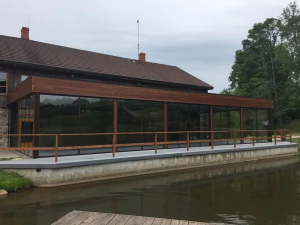 Viesunams Nītaurē(verandas piebūve)